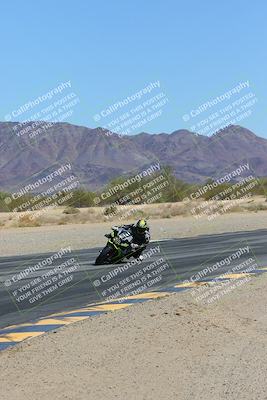 media/Mar-24-2025-Moto Forza (Mon) [[57ce5c5cff]]/1-Advanced Group/Session 3 (Turn 6 Inside)/